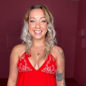 Meet your Posher, Sara